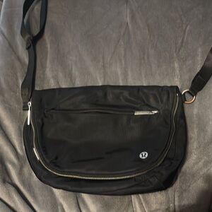 Lululemon cross body